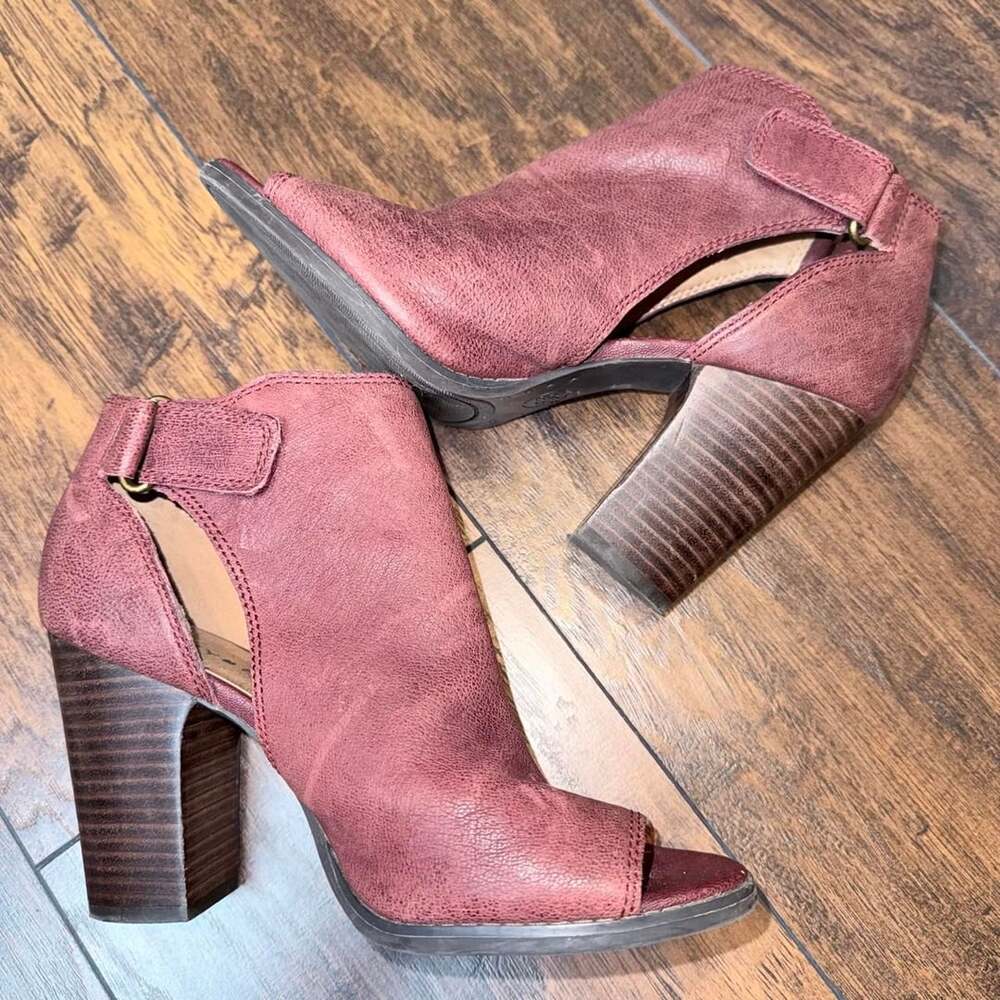 Lucky Brand Laciann Peep Toe Booties Size 6.5M Mauve Leather Block Heel